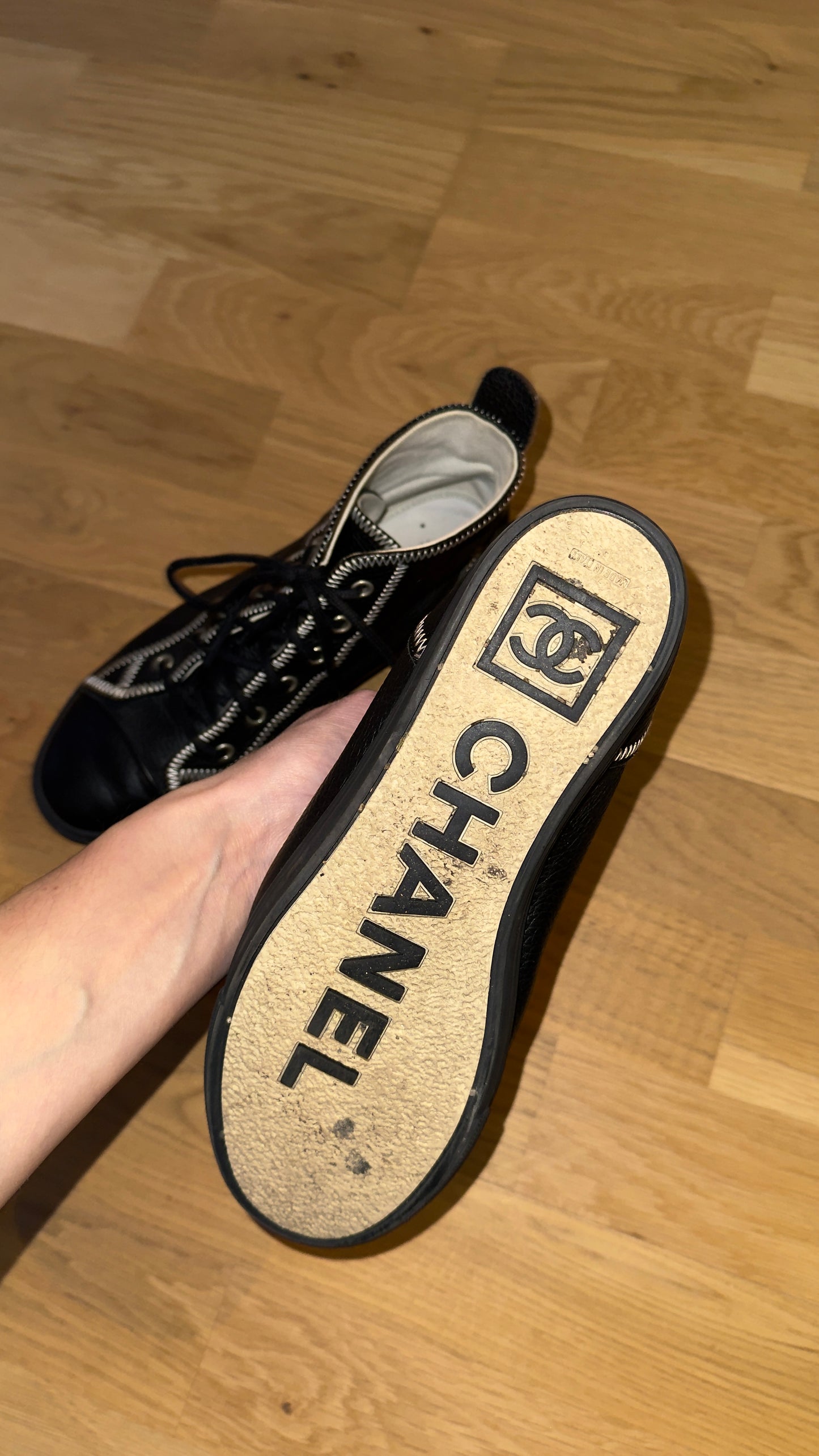 Chanel Sneaker Pre-Owned